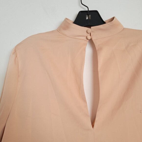 NEW L'Academie The Harper Choker Long Sleeve V Neck Blouse in Rose Pink Sz Small - Picture 6 of 14